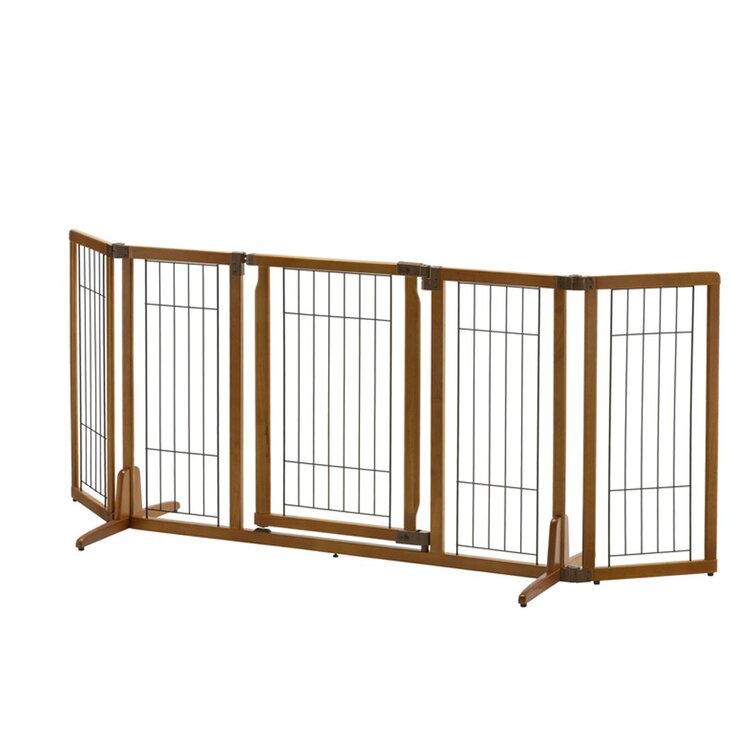 Wide freestanding outlet pet gate